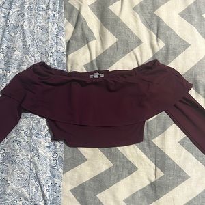Crop top in burgundy